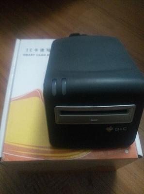 写卡器